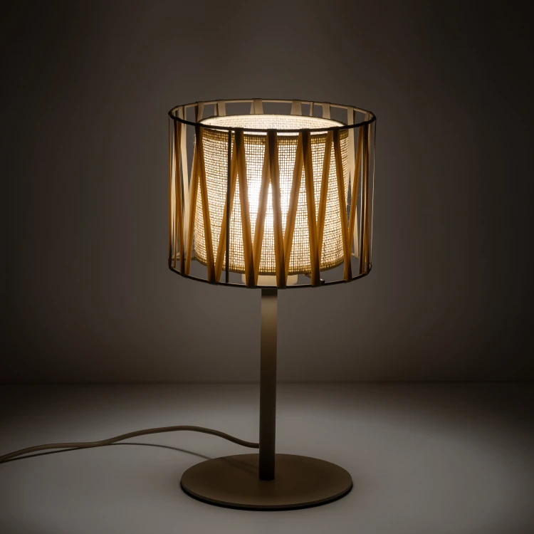 af96080eece272944af613e9e1aaa037